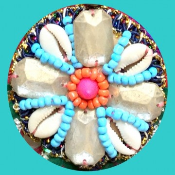 1 handmade kralen badge   styletrash nl 07