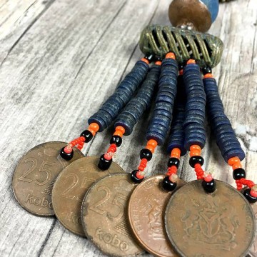 African blue necklace withbrass and coins handmade by dazzling gypsy queen at www styletrash nl kenya detail 1