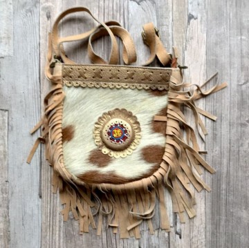 Banjara bag small   beige suede met vacht en franje styletrashnl   17 12 059