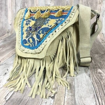 Gypsy Ibiza schoudertas van suede met mooie Turkse hanger
