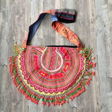 Boho hmong fringed bag big  styletrashnl   4108 21 0