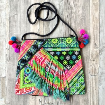 Boho hmong fringed bag small  styletrashnl   4096 01