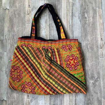 Boho hmong fringed bag small  styletrashnl   4135 18a