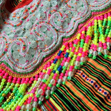 Boho hmong fringed bag small  styletrashnl   4135 18b