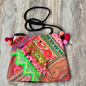 Boho hmong fringed bag small  styletrashnl   4148 04