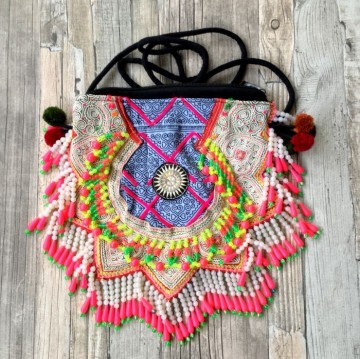 Boho hmong fringed beaded bag small  styletrashnl   4157 11 0
