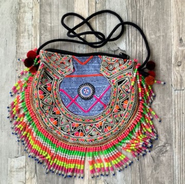 Boho hmong fringed beaded bag small  styletrashnl   4166 09