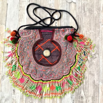 Boho hmong fringed beaded bag small  styletrashnl   4175 15