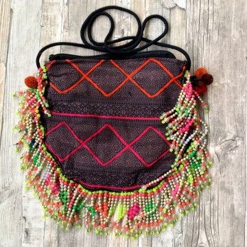 Boho hmong fringed beaded bag small  styletrashnl   4175 15b