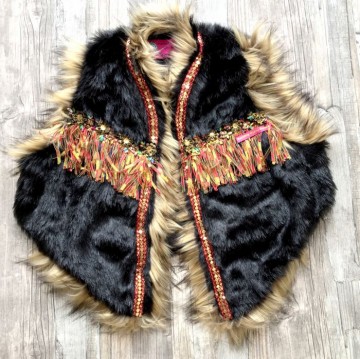 Boho Ibiza Gilet van zwart bont met multicolor franje  en glitterband - 010 @ StyleTrash.nl