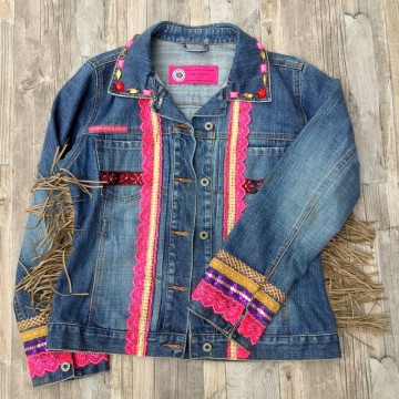 Boho jeans jacket   frida kahlo by dazzling gypsy queen  styletrashnl   jj 1805 004b