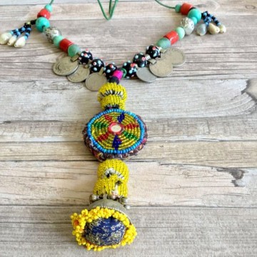 Boho Kuchi ketting met kralen, Tribal munten en Cowrie schelpen - 14 @ StyleTrash.nl