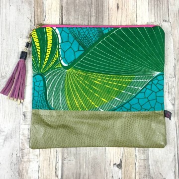 Clutch tasje van afrikaanse wax stof by dazzlinggypsy queen at www styletrasch nl 0010a