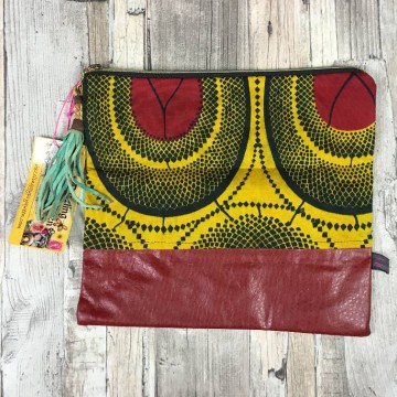 Clutch tasje van afrikaanse wax stof by dazzlinggypsy queen at www styletrasch nl 0012a