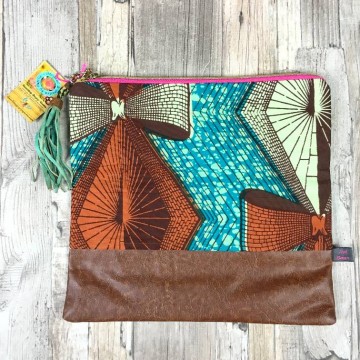 Clutch tasje van afrikaanse wax stof by dazzlinggypsy queen at www styletrasch nl 002a