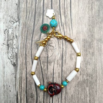 Geluksarmband met edelstenen, Turquoise en bedels @ StyleTrash.nl