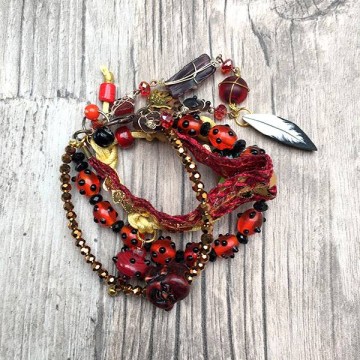 Vriendschapsarmband in rood met Buddha @ StyleTrash.nl
