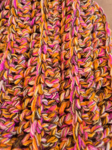 Handgemaakte beanie   orange     detail   dazzling gypsy queen   wwwstyletrashnl