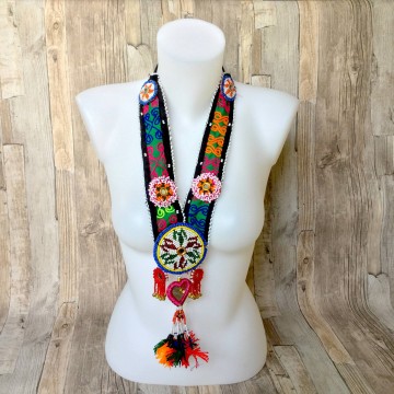 Handmade kuchi banjara ketting at www dazzlinggypsyqueen com 1605 03b
