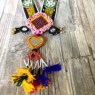 Gypsy Kuchi banjara ketting met kraaltjes en spiegeltjes in ibiza stijl @ StyleTrash.nl