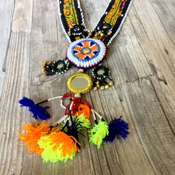 Gypsy Kuchi banjara ketting met kraaltjes en spiegeltjes in ibiza stijl @ StyleTrash.nl
