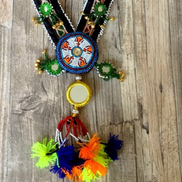 Gypsy Kuchi banjara ketting met kraaltjes en spiegeltjes in ibiza stijl @ StyleTrash.nl