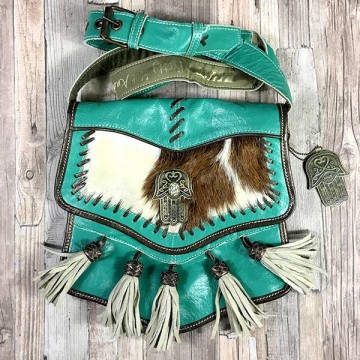PH&T tas van Turquoise leer met geitenvacht - Pretty Hot And Tempting