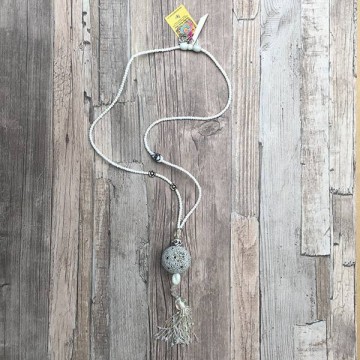 Witte boho ibiza ketting met franje by dazzling gypsy queen at www styletrash nl