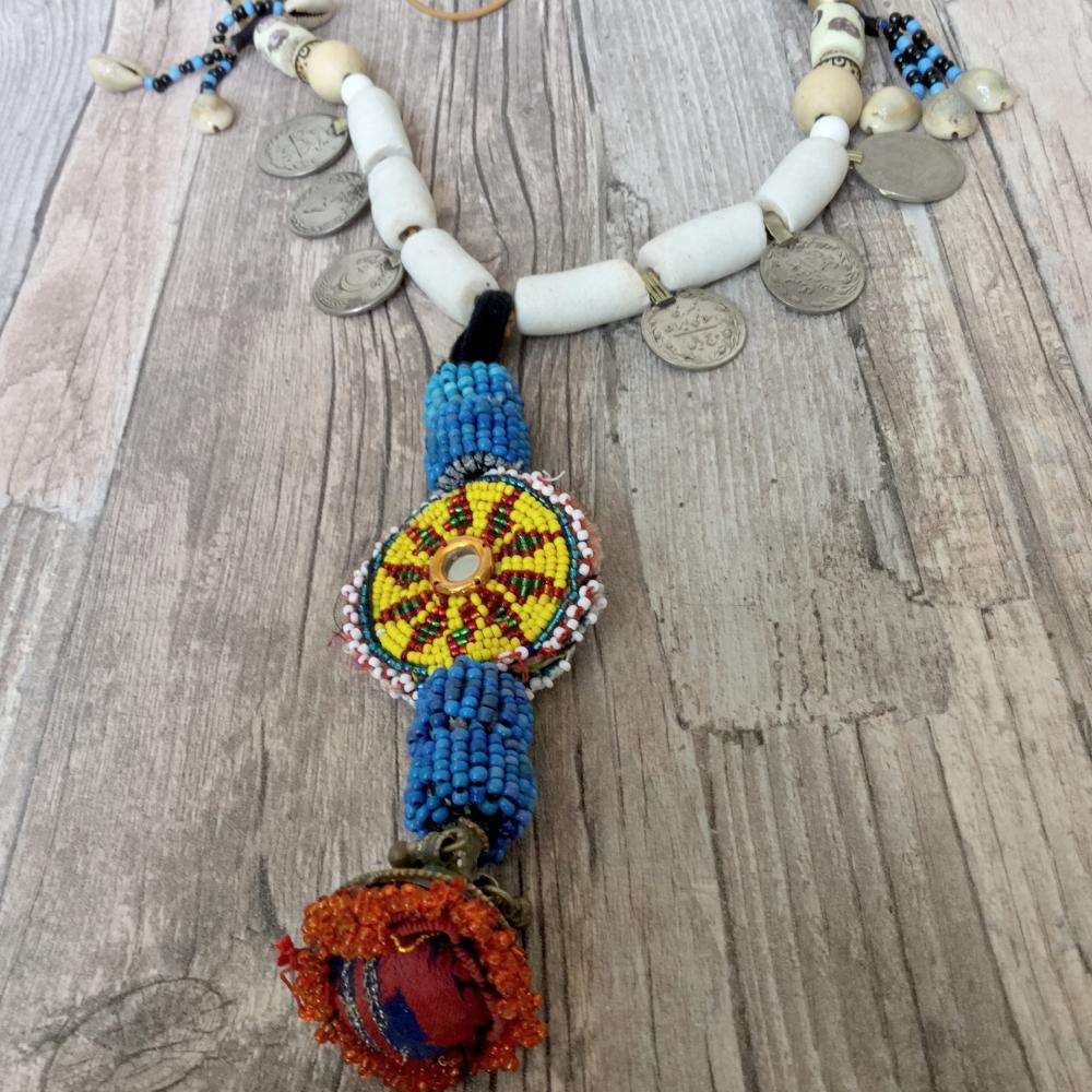 Boho Banjara ketting lang, met kralen en munten @ StyleTrash.nl - 1607-08